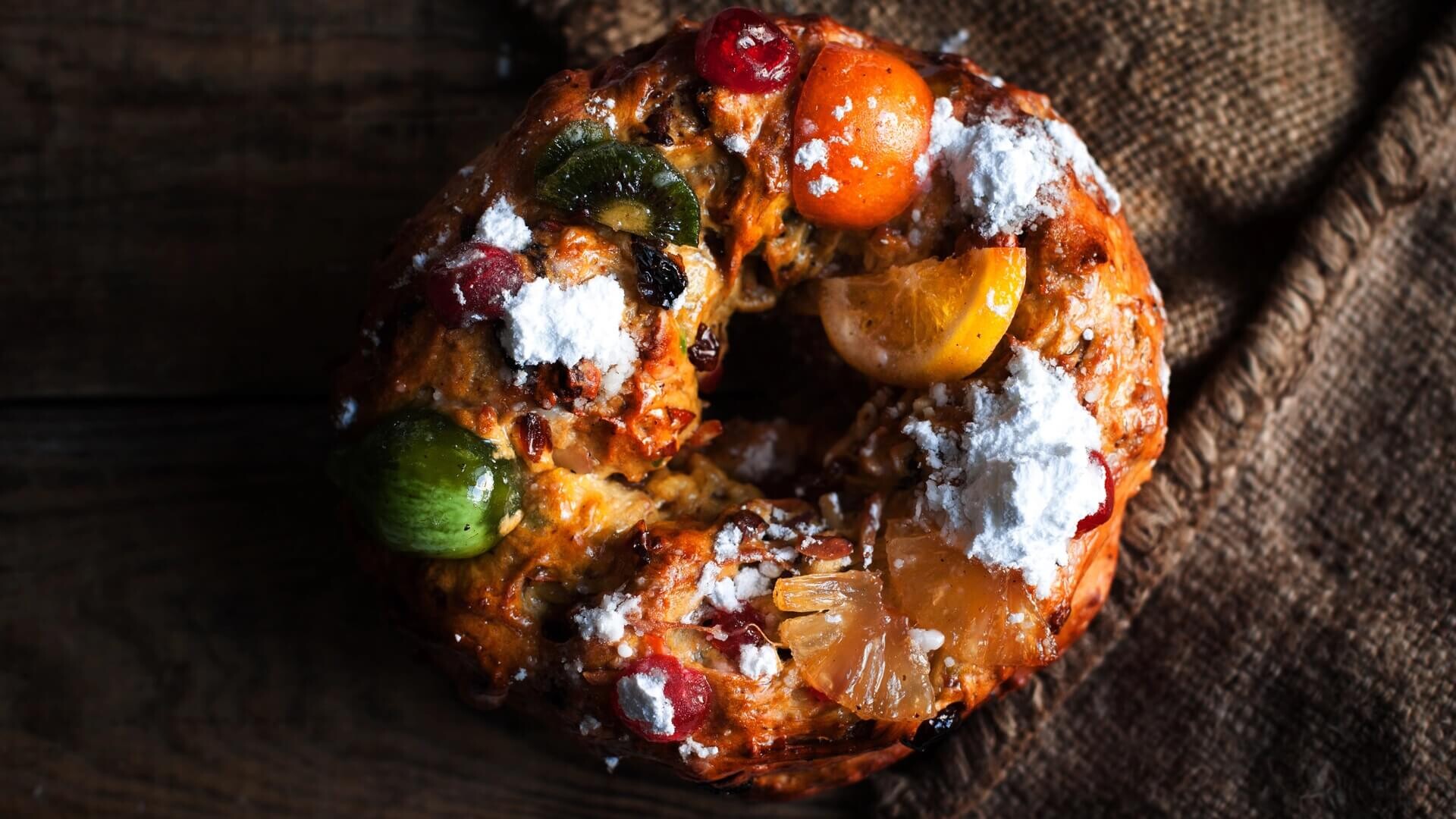 Bolo-rei uma tradição de Natal em Portugal.